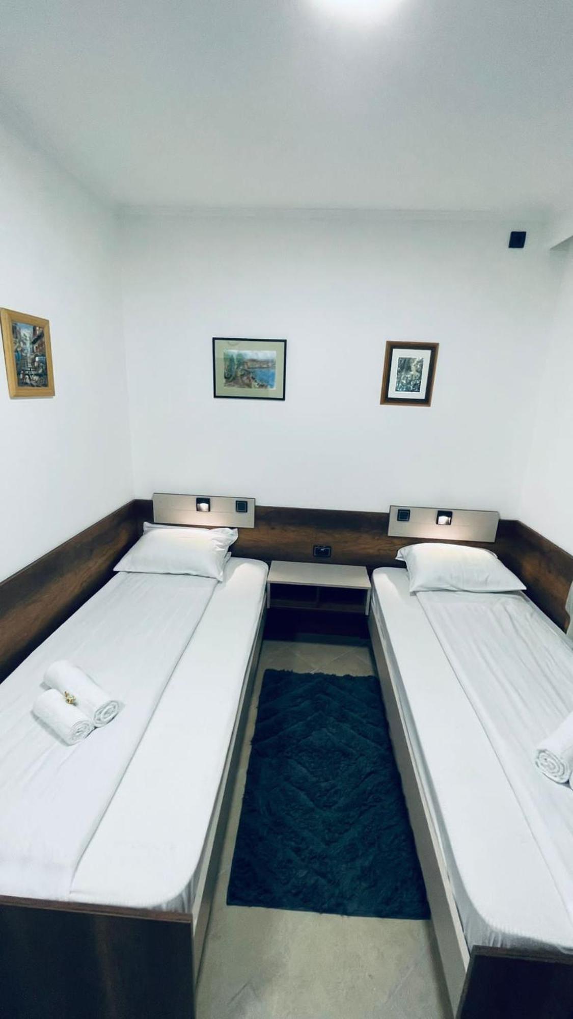 Kollar D Guest House - Prenociste Rooms Subotica Ngoại thất bức ảnh
